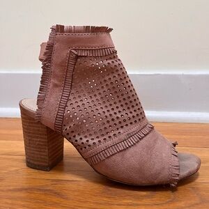 Blush suede open toed heel sandal